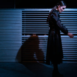 Zdjęcie ze spektaklu "Noc ciemna. Opowiadania Franza Kafki"